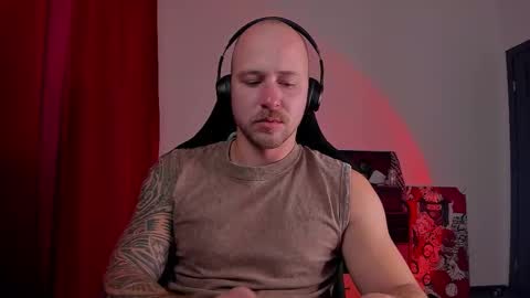 VI online show from 10/04/25, 07:01