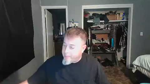 whydoidothis77 online show from 11/25/25, 02:44