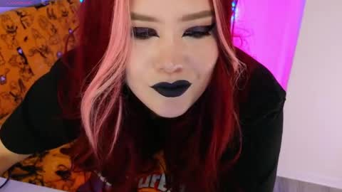 Snapshot of wickedxqueen chatting on 06/01/26, 09:16 Laura online show from 06/01/26, 09:16