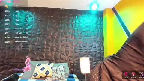 Snapshot of wife_mature chatting on 12/04/24, 12:36 sussy online show from 12/04/24, 12:36