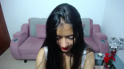 Ilauren online show from 01/03/25, 12:11