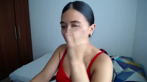 Ilauren online show from 03/30/26, 08:21