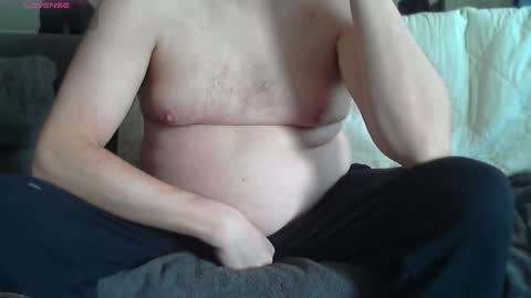 Snapshot of wilbert31 chatting on 02/21/25, 09:24 wilbert online show from 02/21/25, 09:24