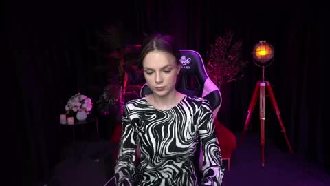 Alice online show from 03/28/26, 04:17