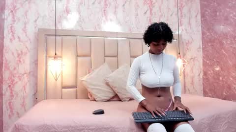 wild_firee_ online show from 11/13/25, 08:08