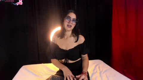 Snapshot of wild_lunaa chatting on 06/06/26, 01:16 Call me Luna online show from 06/06/26, 01:16