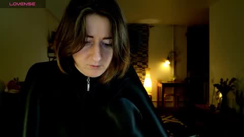 wild_peony online show from 01/11/26, 07:41