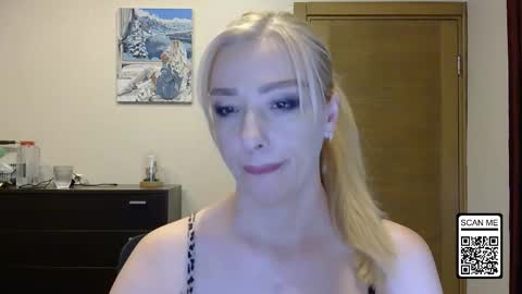 Snapshot of wild_silk_desire chatting on 09/13/25, 12:38 Alina online show from 09/13/25, 12:38