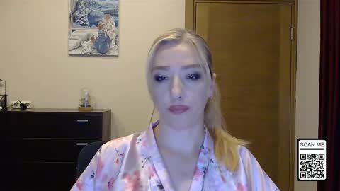 Snapshot of wild_silk_desire chatting on 10/20/25, 03:12 Alina online show from 10/20/25, 03:12