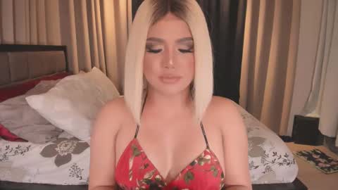 Snapshot of wildbelladonnats chatting on 03/07/25, 06:35 BELLA online show from 03/07/25, 06:35