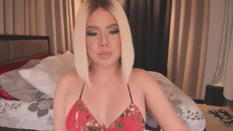 Snapshot of wildbelladonnats chatting on 03/07/25, 12:45 BELLA online show from 03/07/25, 12:45