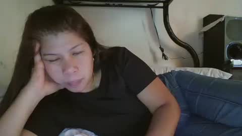 WildChick online show from 02/26/25, 06:15