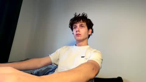 wilddesire18 online show from 02/14/26, 03:42