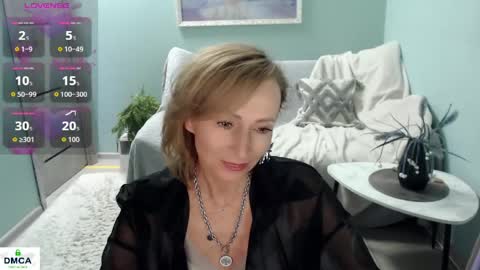 Helen online show from 05/16/26, 06:32