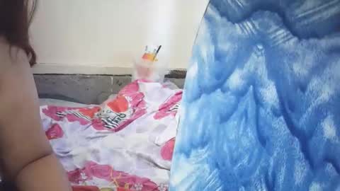 Snapshot of wildflower2006 chatting on 09/28/25, 11:43 wildflower2006 online show from 09/28/25, 11:43