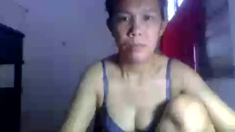 Snapshot of wildflower206042 chatting on 07/15/26, 10:59 xxLavanderxx online show from 07/15/26, 10:59