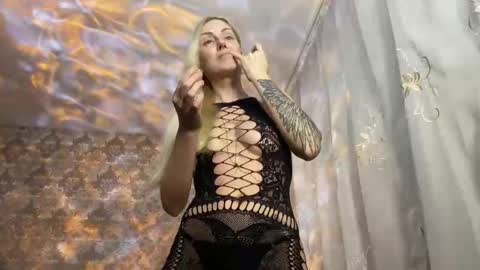 Snapshot of wildforestmuse chatting on 03/03/26, 10:32 wildforestmuse twitter online show from 03/03/26, 10:32