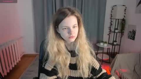 Mila 3 online show from 11/22/25, 05:17