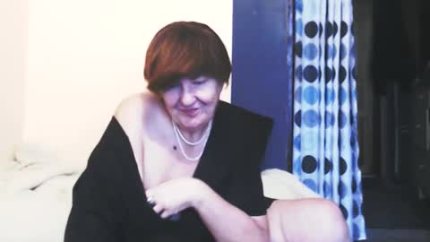 WildRedCat online show from 10/15/25, 11:32