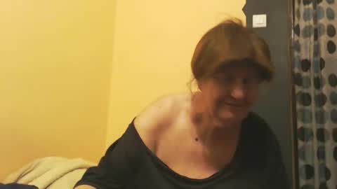 WildRedCat online show from 05/15/26, 09:11