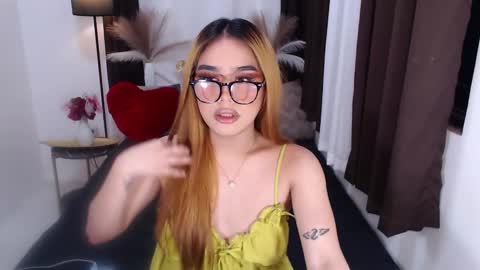 Snapshot of wildsassy0719 chatting on 12/29/24, 06:27 shea online show from 12/29/24, 06:27