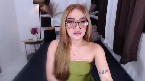 Snapshot of wildsassy0719 chatting on 01/04/25, 08:48 shea online show from 01/04/25, 08:48