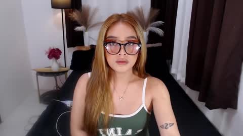 Snapshot of wildsassy0719 chatting on 01/12/25, 12:18 shea online show from 01/12/25, 12:18