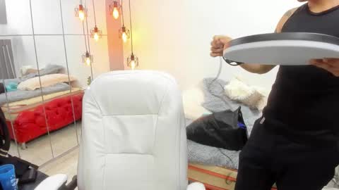 wild online show from 10/15/25, 02:55