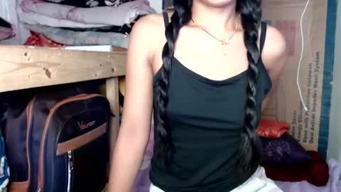 Snapshot of wildwetxsandra chatting on 03/13/26, 01:12 sandra online show from 03/13/26, 01:12