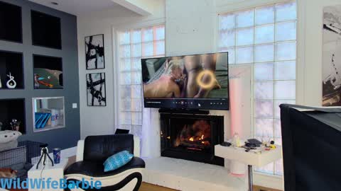 Snapshot of wildwifebarbie chatting on 01/23/25, 07:51 Angelica 49 online show from 01/23/25, 07:51