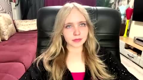 Snapshot of wilhelminafraker chatting on 07/13/26, 11:24 Anny online show from 07/13/26, 11:24