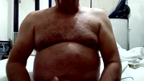 wihob26 online show from 10/01/25, 05:46