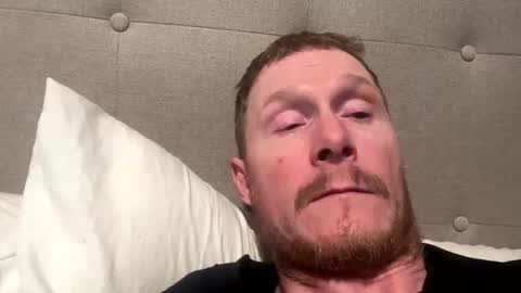 Snapshot of will2b2b chatting on 03/27/26, 07:03 will2b2b online show from 03/27/26, 07:03