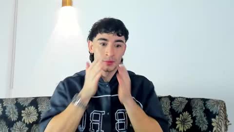 Snapshot of will_ferrari300 chatting on 12/21/25, 11:06 will_ferrari300 online show from 12/21/25, 11:06