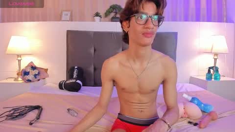 Snapshot of will_turneer chatting on 02/15/26, 04:09 Will online show from 02/15/26, 04:09