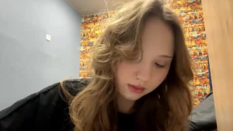 Snapshot of willenasow chatting on 01/14/26, 07:19 Olivia online show from 01/14/26, 07:19