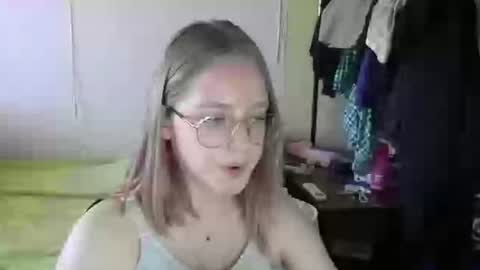 Olivia online show from 07/15/26, 05:12