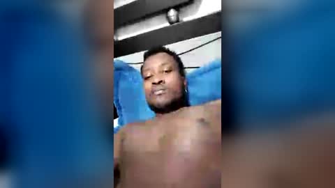 Snapshot of william_bennett chatting on 07/08/26, 12:37 william_bennett online show from 07/08/26, 12:37