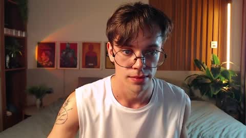 William online show from 04/09/26, 01:38