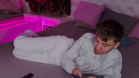 Snapshot of william_ross chatting on 01/03/25, 10:19 will online show from 01/03/25, 10:19