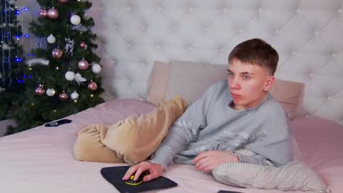 Snapshot of william_ross chatting on 01/11/25, 10:19 will online show from 01/11/25, 10:19