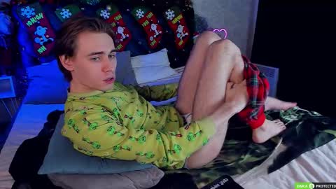 William online show from 12/14/25, 03:45