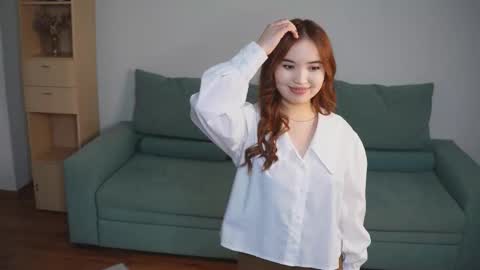 Snapshot of willodeanwassell chatting on 11/26/25, 04:46 Lulu first day here online show from 11/26/25, 04:46