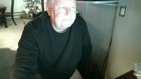 Snapshot of willyloman02 chatting on 04/12/26, 03:06 Willy Loman online show from 04/12/26, 03:06