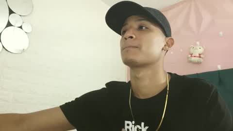 Snapshot of willytal2025 chatting on 12/22/25, 02:14 willytal2025 online show from 12/22/25, 02:14