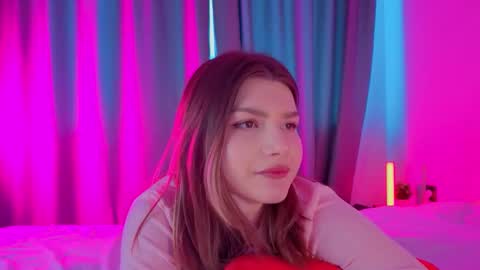 Snapshot of wilmajonson chatting on 02/18/26, 07:26 Vicki3 online show from 02/18/26, 07:26