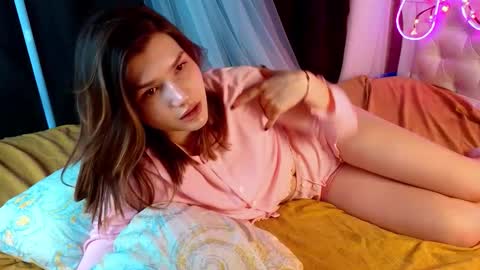 Snapshot of wilmajonson chatting on 03/03/26, 07:03 Vicki3 online show from 03/03/26, 07:03