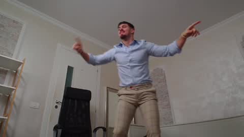 WilsonJules online show from 01/04/25, 08:16