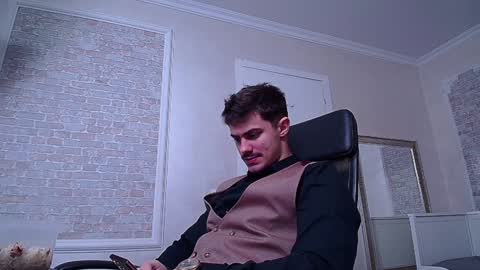 WilsonJules online show from 01/17/25, 05:30