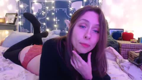 Eevie online show from 12/23/24, 02:35